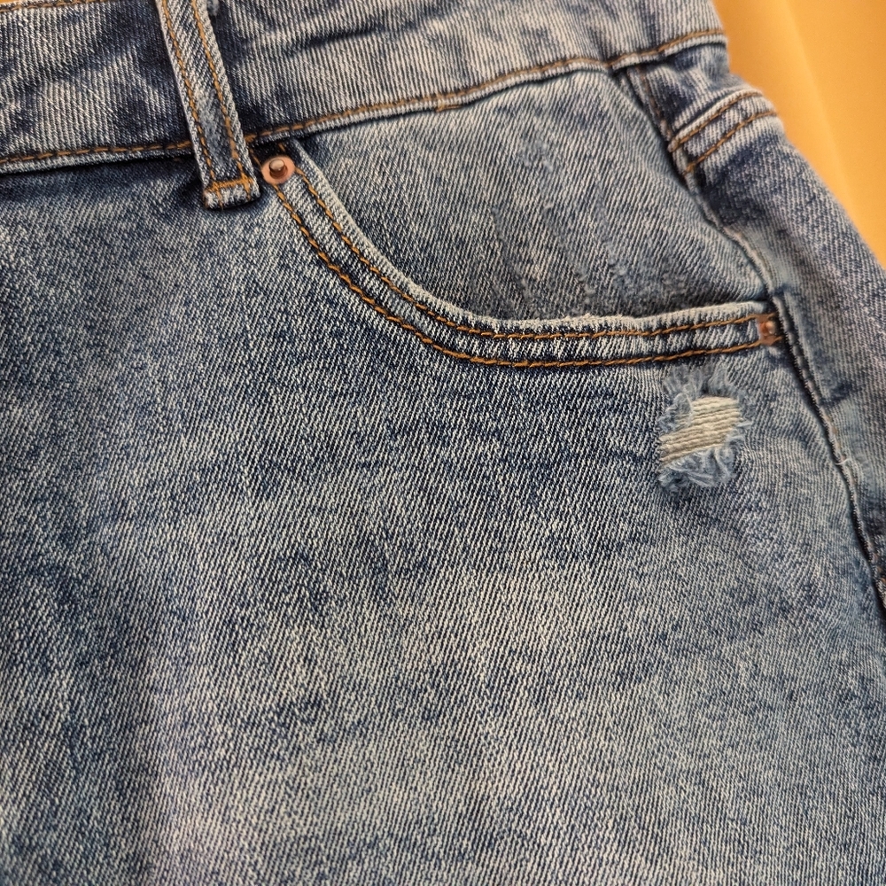 Distressed Jean skirt Wild Fable size 12 - Picture 2 of 5